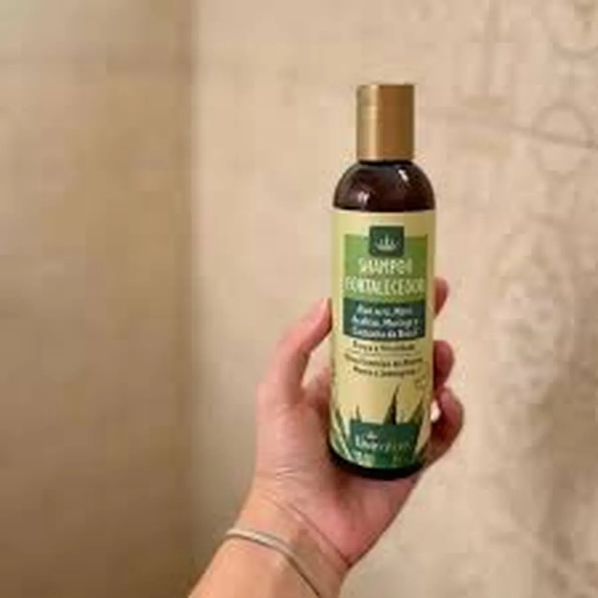 Shampoo Fortalecedor Livealoe – 240 ml